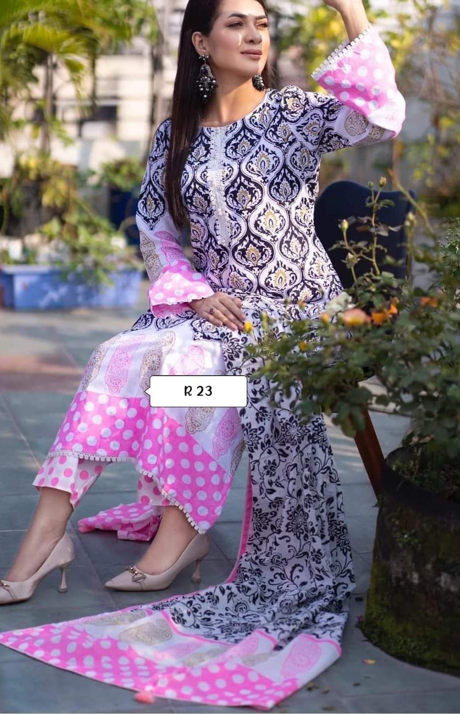Unstitch Three Piece.